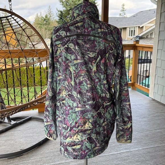 Lululemon | Miss Misty Jacket ll - Picture 12 of 17